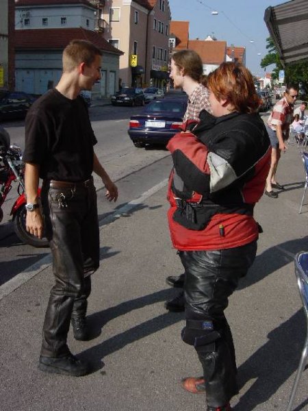 altebekanntetreffensich.jpg