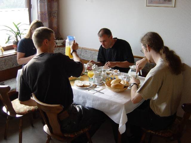 diesptaufstehersindauchda.jpg