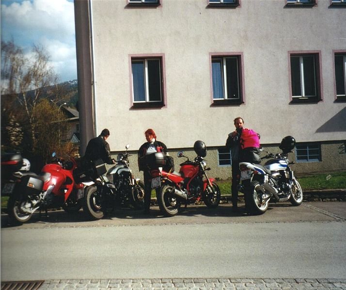 photo4.jpg