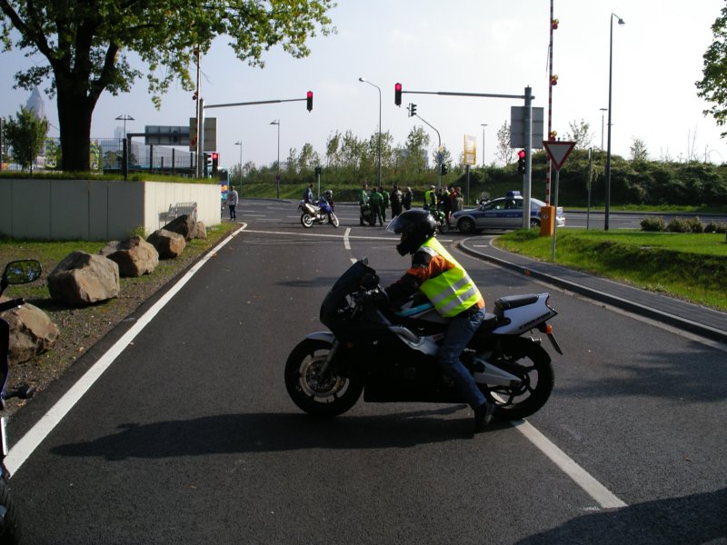 dieerstenanwesenden.jpg