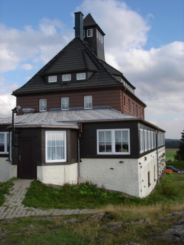 bergbaudeaufdemschwartenbergbeiseiffen.jpg