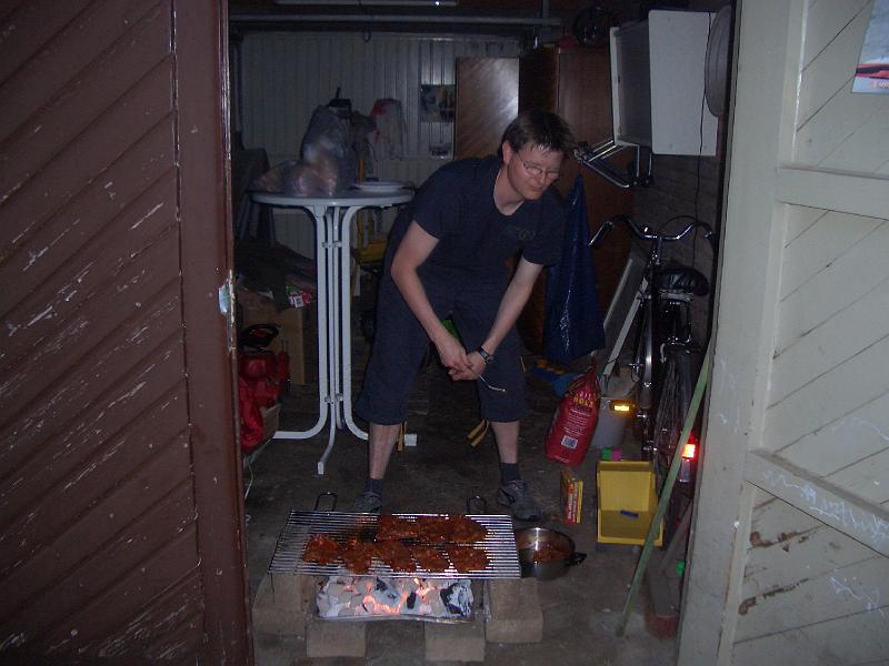 CIMG6214.JPG - Grillmaster himself